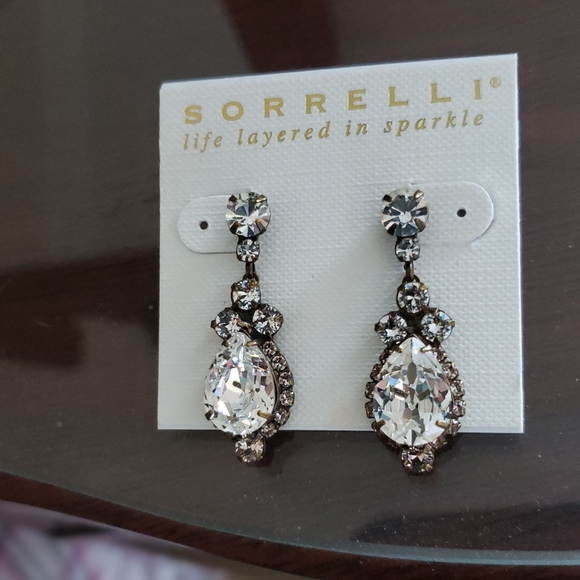 Diamond Bridal Sorrelli Earrings - Picture 3 of 6